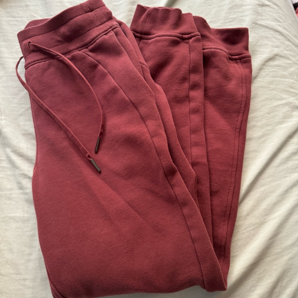 Lululemon scuba joggers